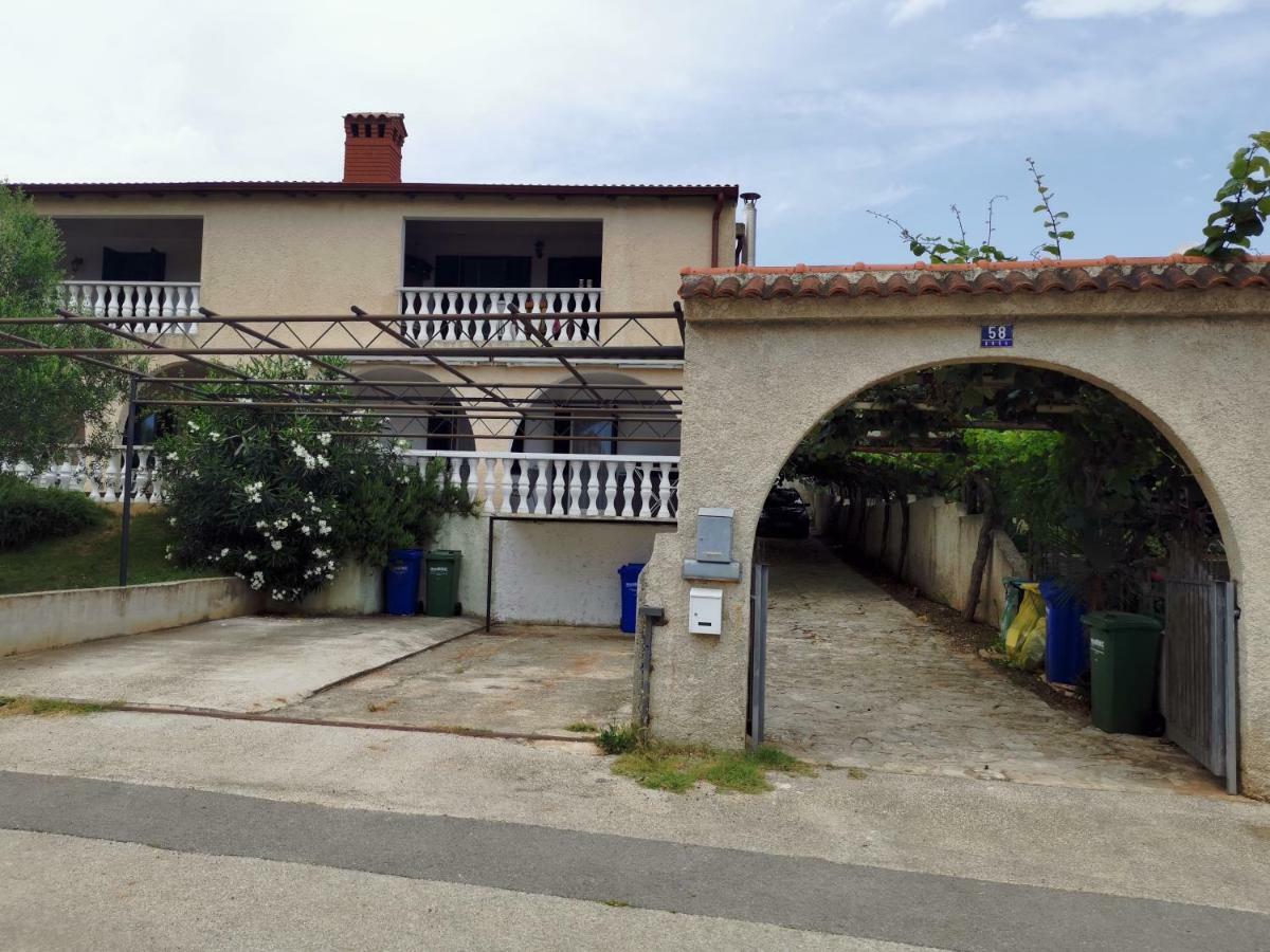 Apartma Soncek *